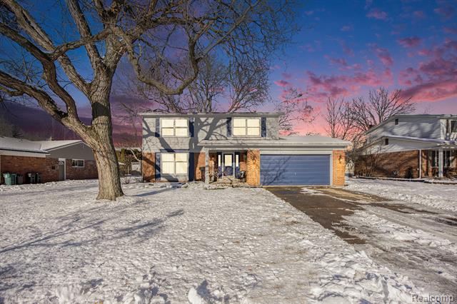 Builiding view two for 4151 Cambridge Crescent, Troy, MI. 48085