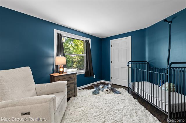 Builiding view twenty five for 433 Whippers In, Bloomfield Hills, MI. 48304