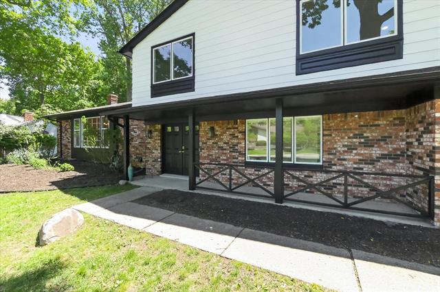Builiding view four for 2049 Shore Hill, West Bloomfield, MI. 48323