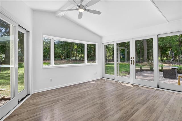 Builiding view thirty two for 2049 Shore Hill, West Bloomfield, MI. 48323