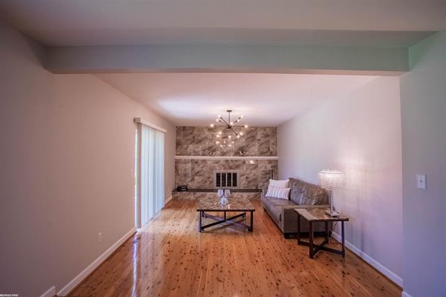 Builiding view ten for 1083 Shallowdale, Troy, MI. 48085