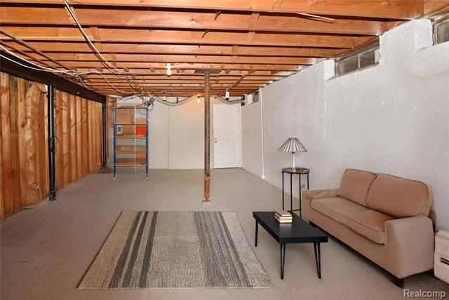 Builiding view twenty eight for 40740 Woodward, Bloomfield Hills, MI. 48304