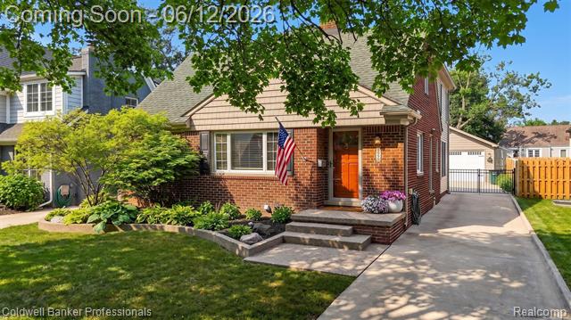front view for 2666 Windemere Rd, Birmingham, Mi. 48009