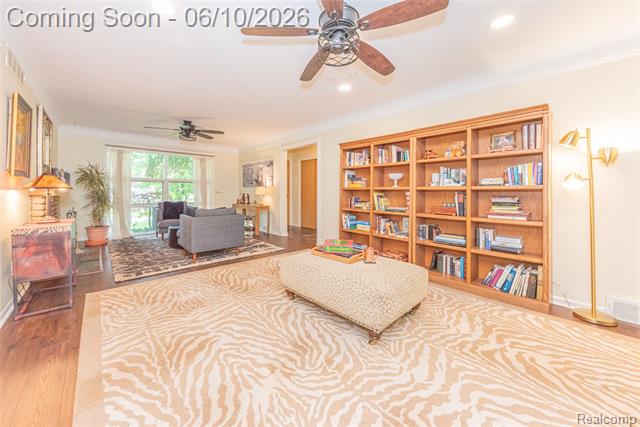 Builiding view twenty six for 3887 Stonecrest, West Bloomfield, MI. 48322
