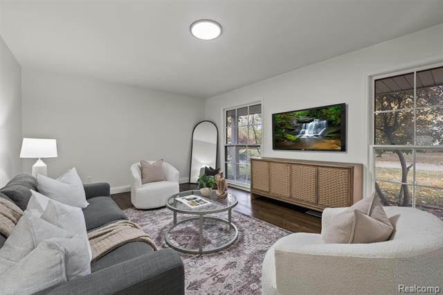 Builiding view four for 4603 Hedgewood, Bloomfield Hills, MI. 48301