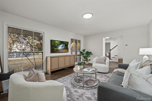 Builiding view six for 4603 Hedgewood, Bloomfield Hills, MI. 48301