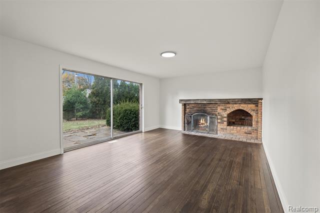 Builiding view twelve for 4603 Hedgewood, Bloomfield Hills, MI. 48301