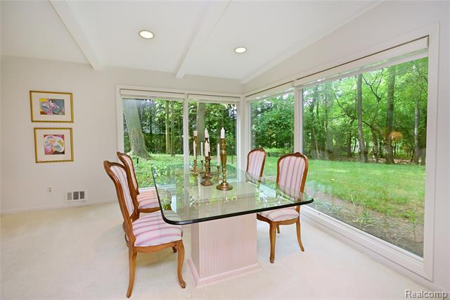Builiding view nine for 3310 Dogwood, Bloomfield Hills, MI. 48304