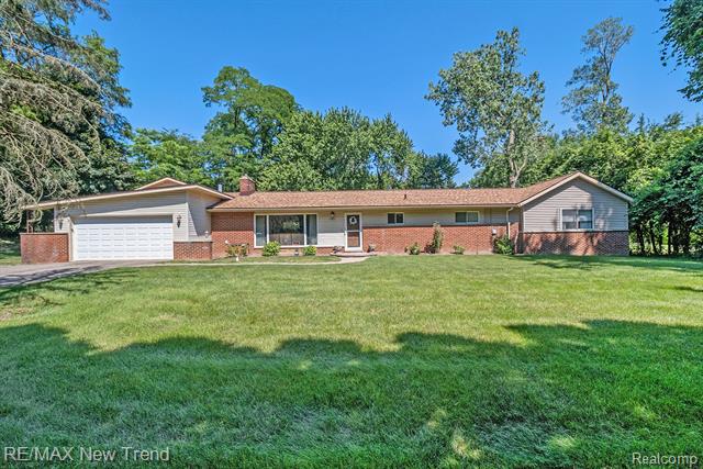 front view for 2851 Franklin Rd, Bloomfield Hills, Mi. 48302