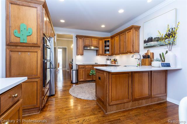 Builiding view fourteen for 207 Harrington, Troy, MI. 48098