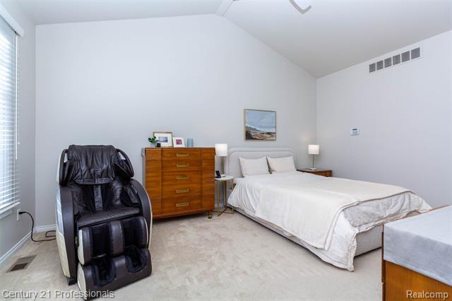 Builiding view nineteen for 207 Harrington, Troy, MI. 48098