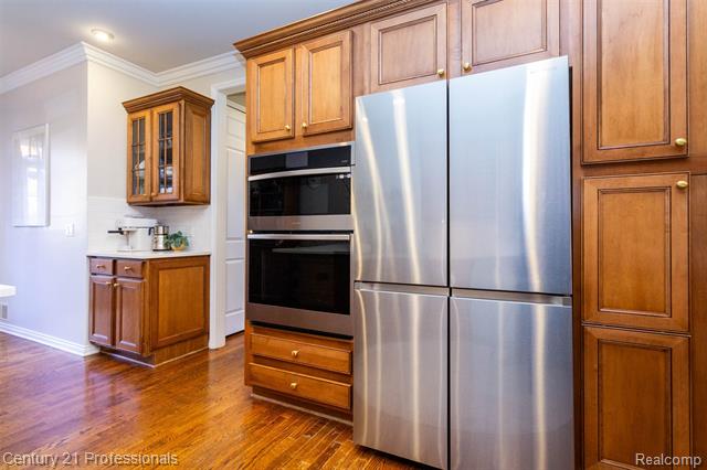 Builiding view seventeen for 207 Harrington, Troy, MI. 48098