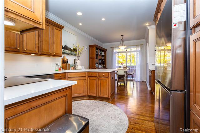 Builiding view twelve for 207 Harrington, Troy, MI. 48098