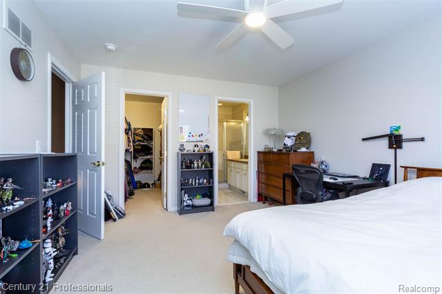 Builiding view twenty eight for 207 Harrington, Troy, MI. 48098