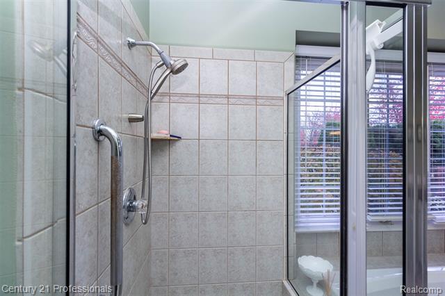 Builiding view twenty three for 207 Harrington, Troy, MI. 48098