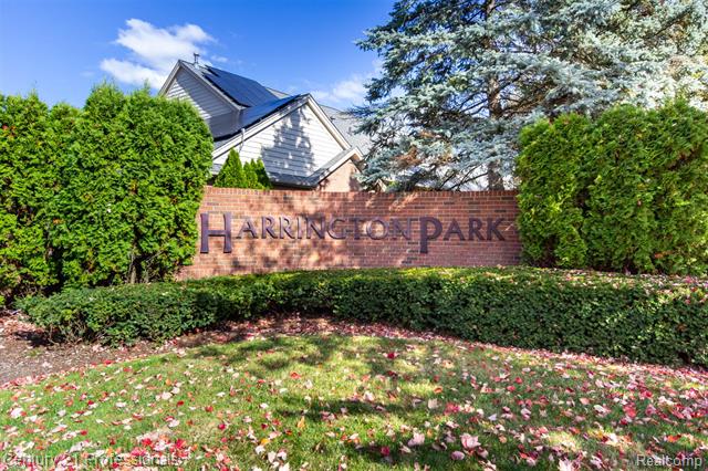 Builiding view two for 207 Harrington, Troy, MI. 48098