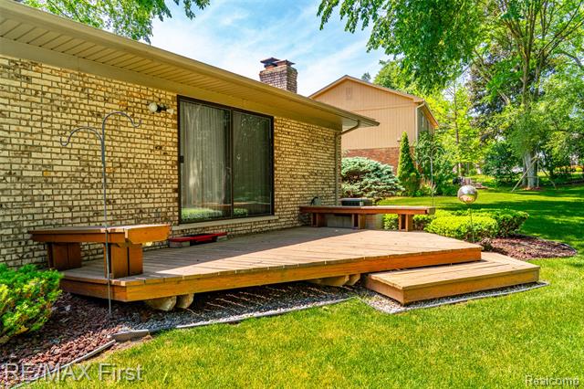 Builiding view thirteen for 5097 Collington, Troy, MI. 48098