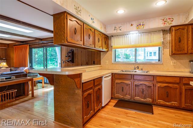 Builiding view twenty nine for 5097 Collington, Troy, MI. 48098