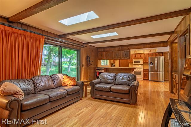 Builiding view twenty two for 5097 Collington, Troy, MI. 48098