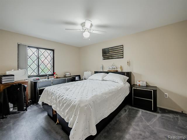 Builiding view twenty six for 5152 Bayside, Troy, MI. 48098