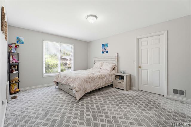 Builiding view forty nine for 5173 Serena, Troy, MI. 48098
