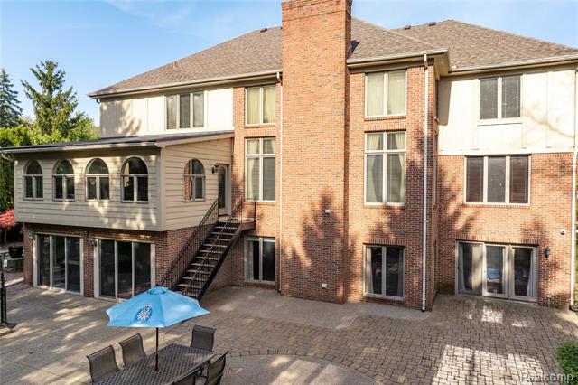 Builiding view ninety five for 5173 Serena, Troy, MI. 48098