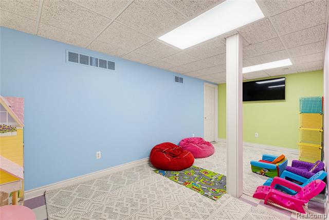 Builiding view sixty six for 5173 Serena, Troy, MI. 48098