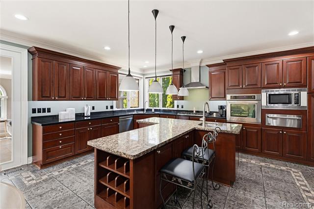 Builiding view twenty eight for 5173 Serena, Troy, MI. 48098