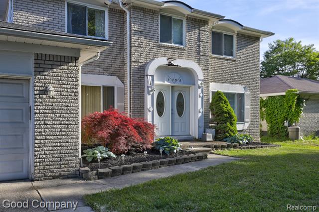 Builiding view forty three for 1798 Wilmet, Troy, MI. 48085