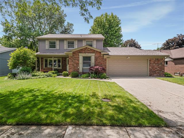 front view for 5057 Prentis Dr, Troy, Mi. 48085