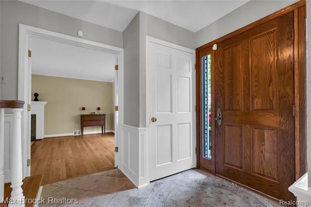 Builiding view five for 2620 Wendover, Bloomfield Hills, MI. 48302