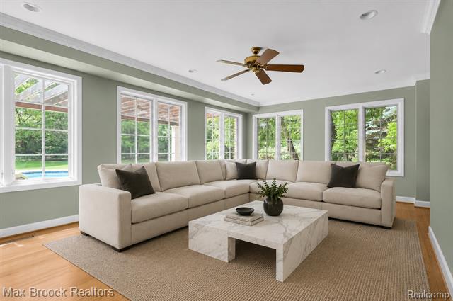 Builiding view fourteen for 2620 Wendover, Bloomfield Hills, MI. 48302