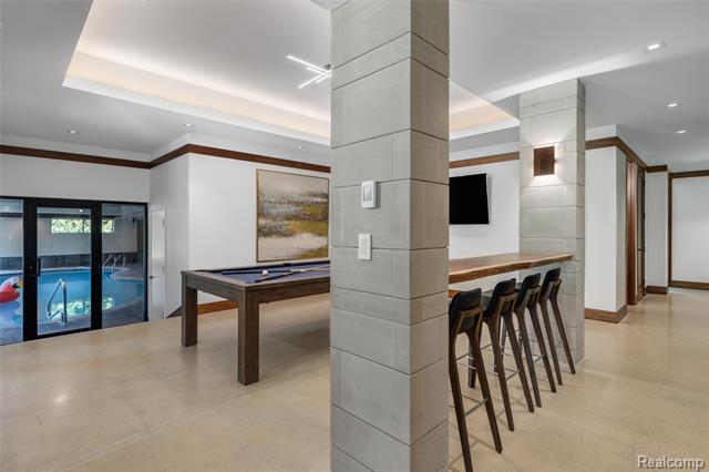Builiding view fifty seven for 2700 Squirrel, Bloomfield Hills, MI. 48304