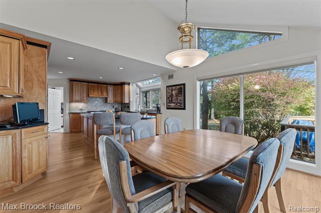 Builiding view eighteen for 363 Sycamore, Bloomfield Hills, MI. 48302