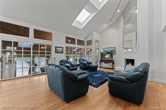 Builiding view seven for 363 Sycamore, Bloomfield Hills, MI. 48302