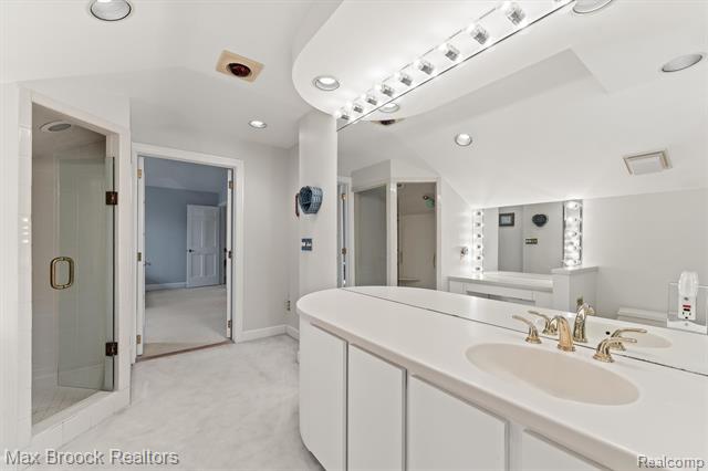 Builiding view thirty two for 363 Sycamore, Bloomfield Hills, MI. 48302