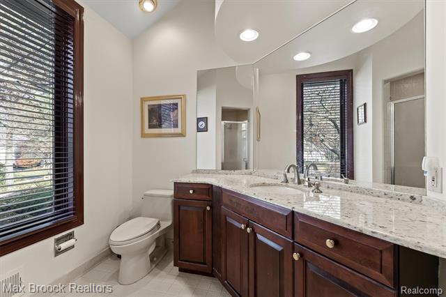 Builiding view twenty seven for 363 Sycamore, Bloomfield Hills, MI. 48302