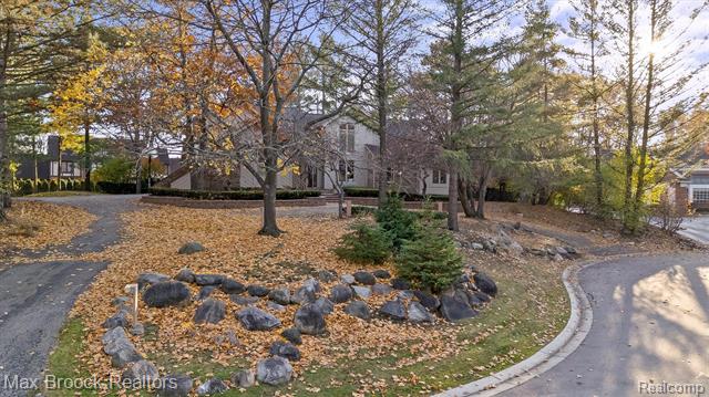 Builiding view two for 363 Sycamore, Bloomfield Hills, MI. 48302