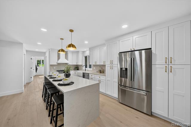 Builiding view nineteen for 756 Great Oaks, Bloomfield Hills, MI. 48304