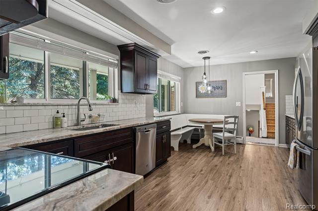 Builiding view eleven for 917 S Reading, Bloomfield Hills, MI. 48304