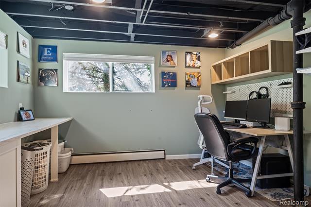 Builiding view thirty five for 917 S Reading, Bloomfield Hills, MI. 48304
