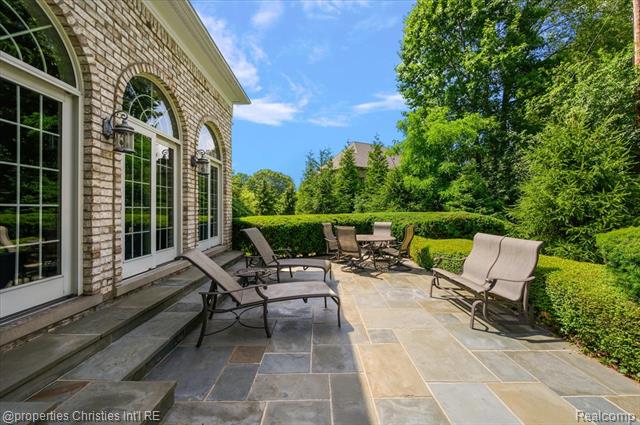 Builiding view fifty one for 937 Mitchell, Bloomfield Hills, MI. 48304