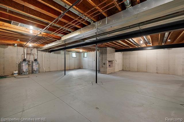 Builiding view forty two for 937 Mitchell, Bloomfield Hills, MI. 48304