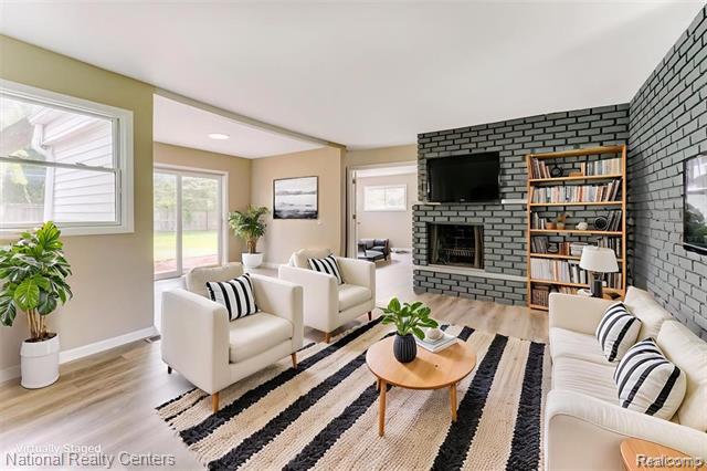 Builiding view seven for 2365 Middlebelt, West Bloomfield, MI. 48324