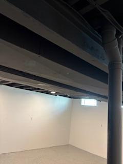 Builiding view twenty four for 1887 Fleetwood, Troy, MI. 48098