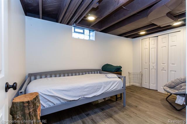 Builiding view sixteen for 1700 Hamilton, Bloomfield Hills, MI. 48302