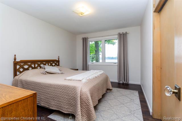 Builiding view ten for 1700 Hamilton, Bloomfield Hills, MI. 48302