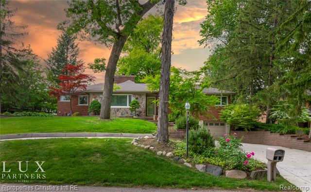 Builiding view twenty for 1700 Hamilton, Bloomfield Hills, MI. 48302