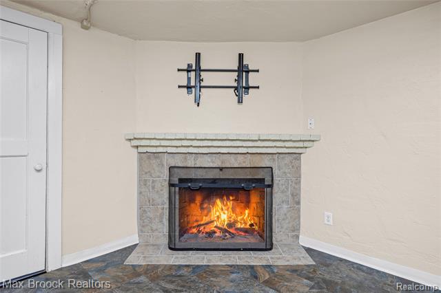 Builiding view fifty three for 75 Hillsdale, Bloomfield Hills, MI. 48302