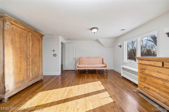 Builiding view forty one for 75 Hillsdale, Bloomfield Hills, MI. 48302